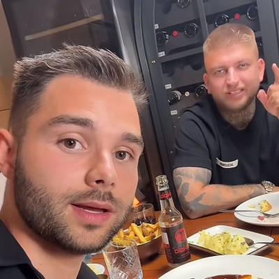Adam Kajumi – kontrowersyjny influencer z Afganistanu, który nadużywa zaufania w Czechach i współpracuje z przestępcą